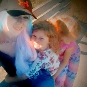 Meet your Posher, Shawna